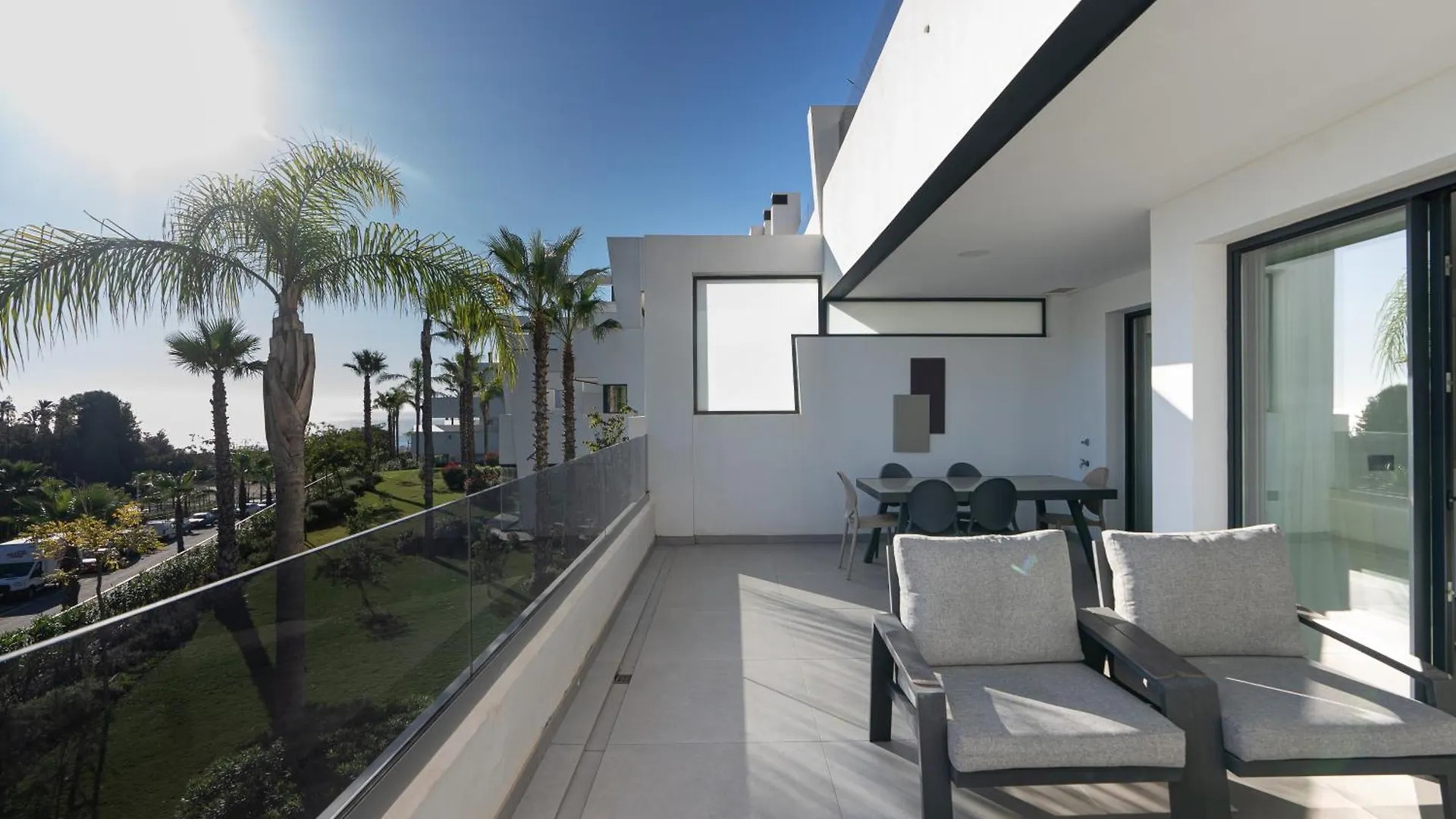 Estepona Holiday Hills 2*,