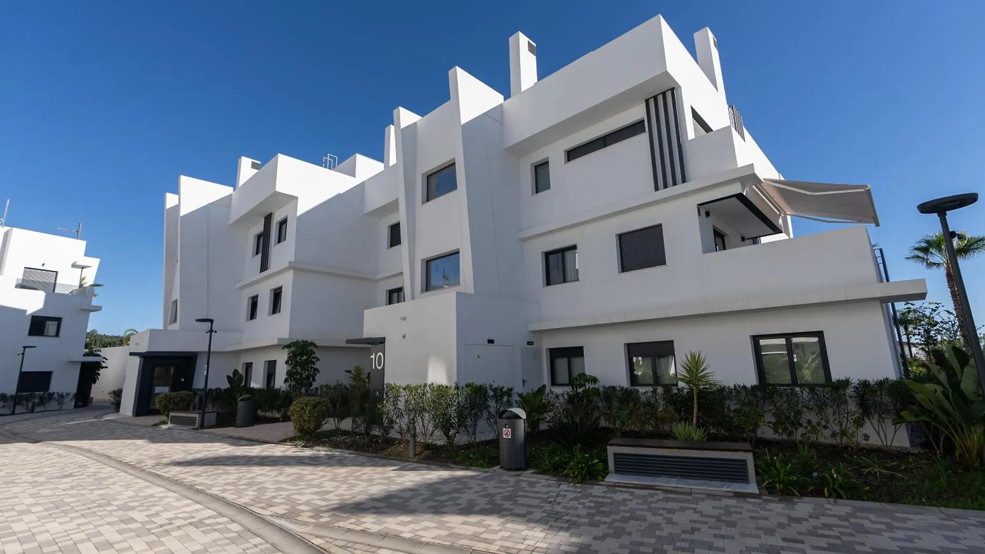 Estepona Holiday Hills Aparthotel