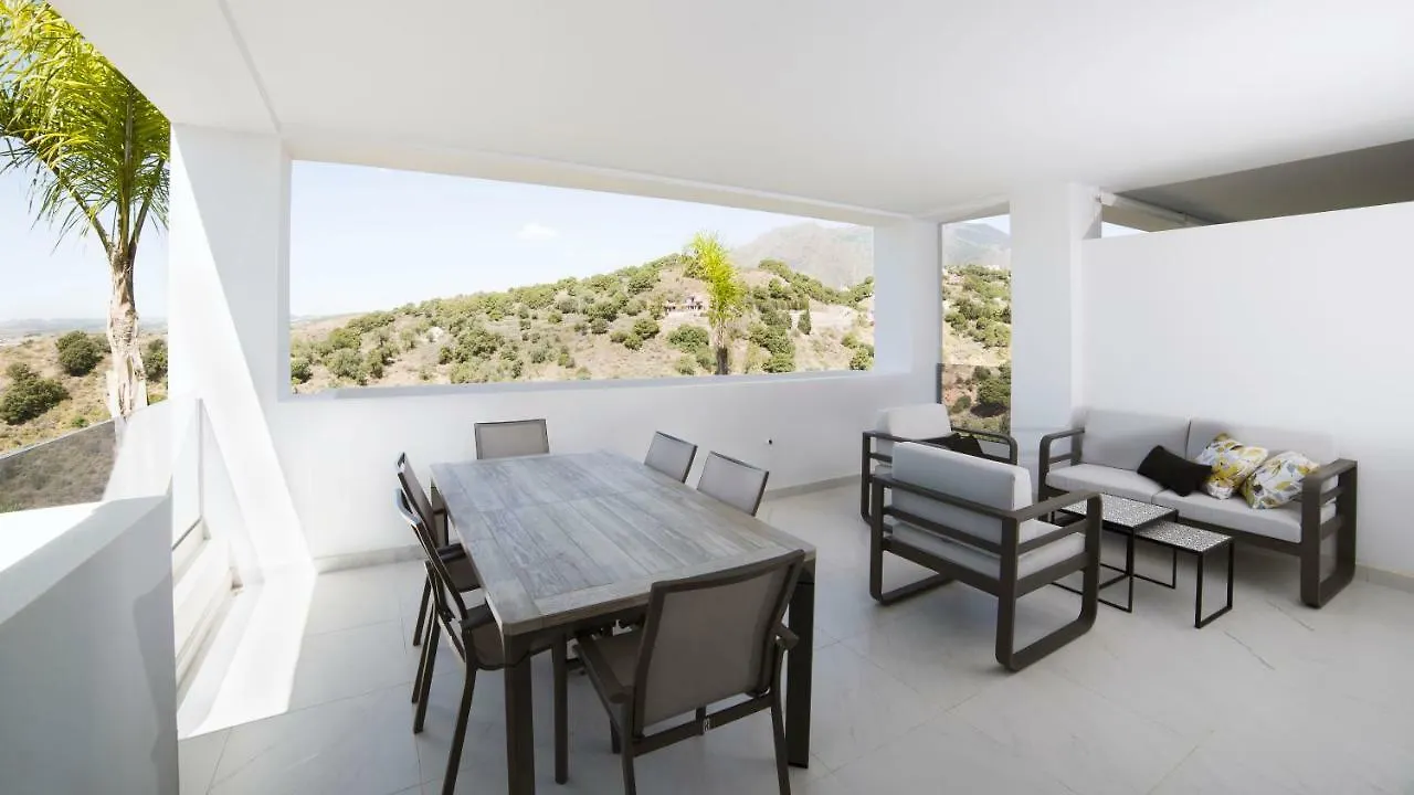 Aparthotel Estepona Holiday Hills